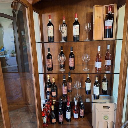 לינה וארוחת בוקר סן ג'ימיניאנו Antico Borgo Il Cardino מראה חיצוני תמונה